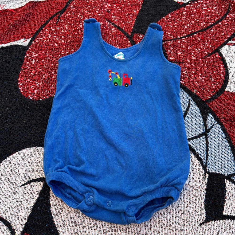 VINTAGE BRIGHT FUTURE BLUE EMBROIDERED TOW TRUCK ONE PIECE SIZE 24 MONTHS